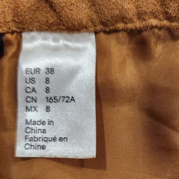 Suede Mini Skirt With Front Pockets and Snaps down the front - Picture 6 of 8